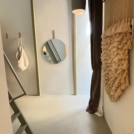 Pause Apartment