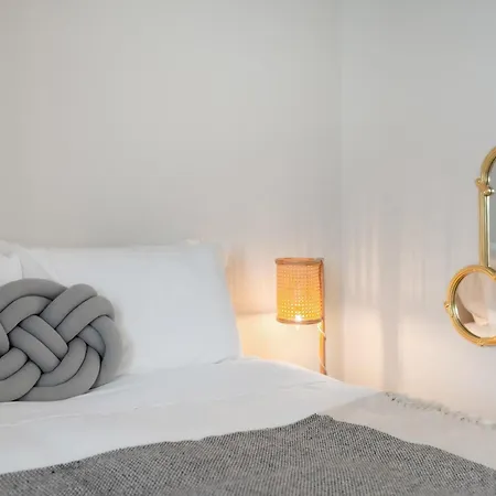 Apartment Pause